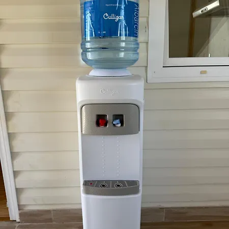 Сasa de vacaciones Con Piscina Y Jardin